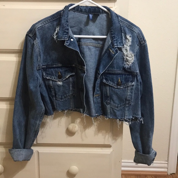 oversized cropped jean jacket